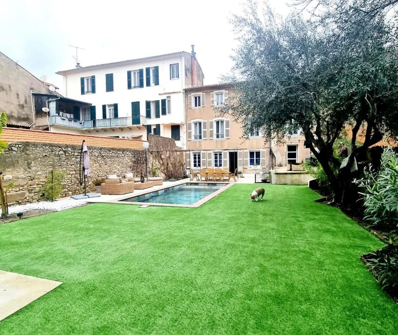 Maison De Ville Avec Piscine Draguignan