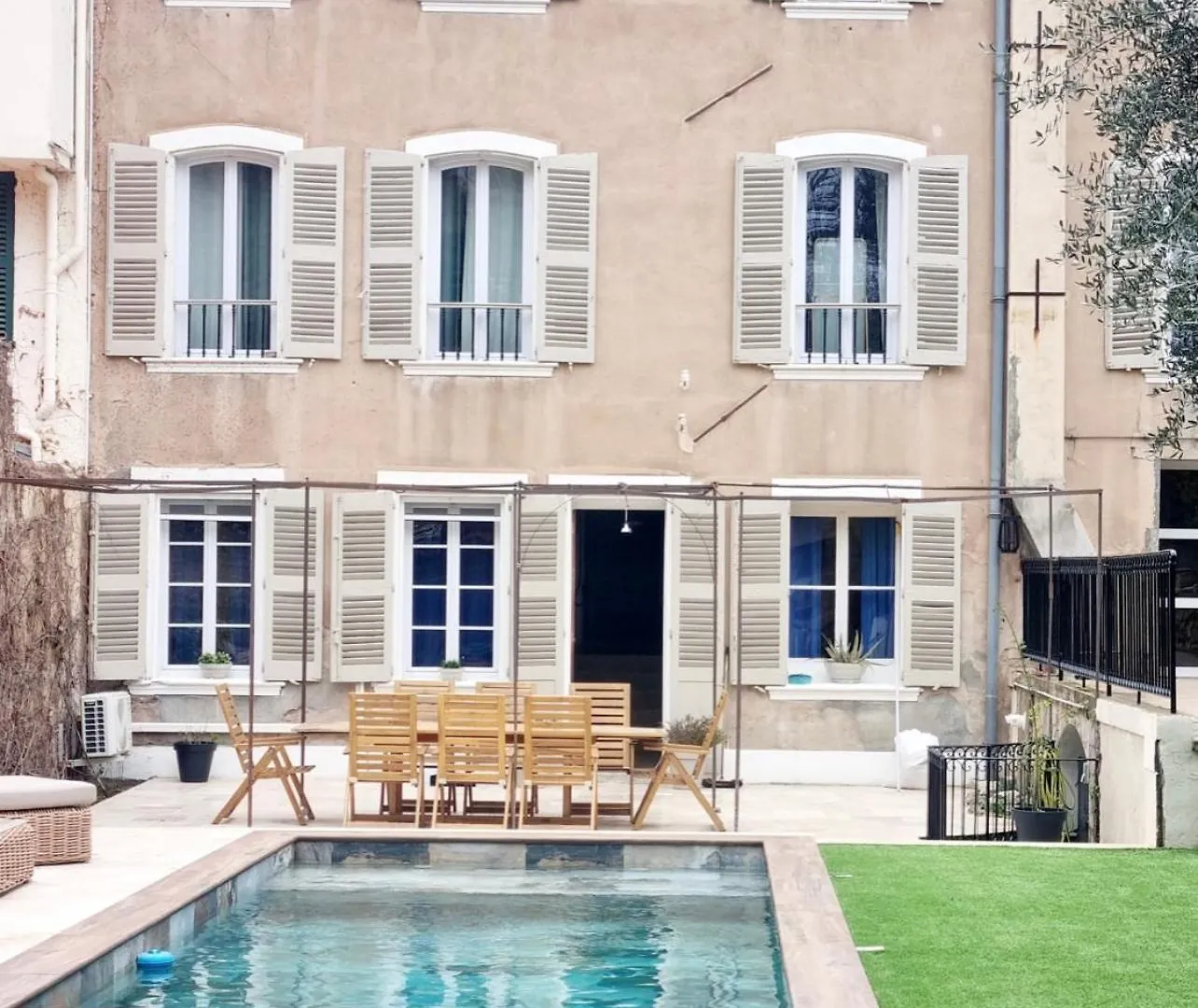 Villa Maison De Ville Avec Piscine Draguignan